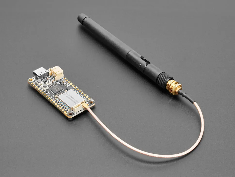 Adafruit Feather RP2040 with RFM95 LoRa Radio - 915MHz