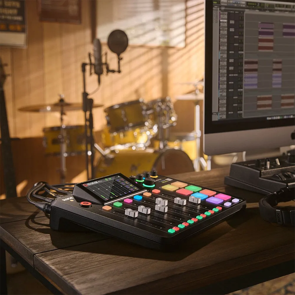 Rode RØDECaster Pro II Audio Production Studio (Black)